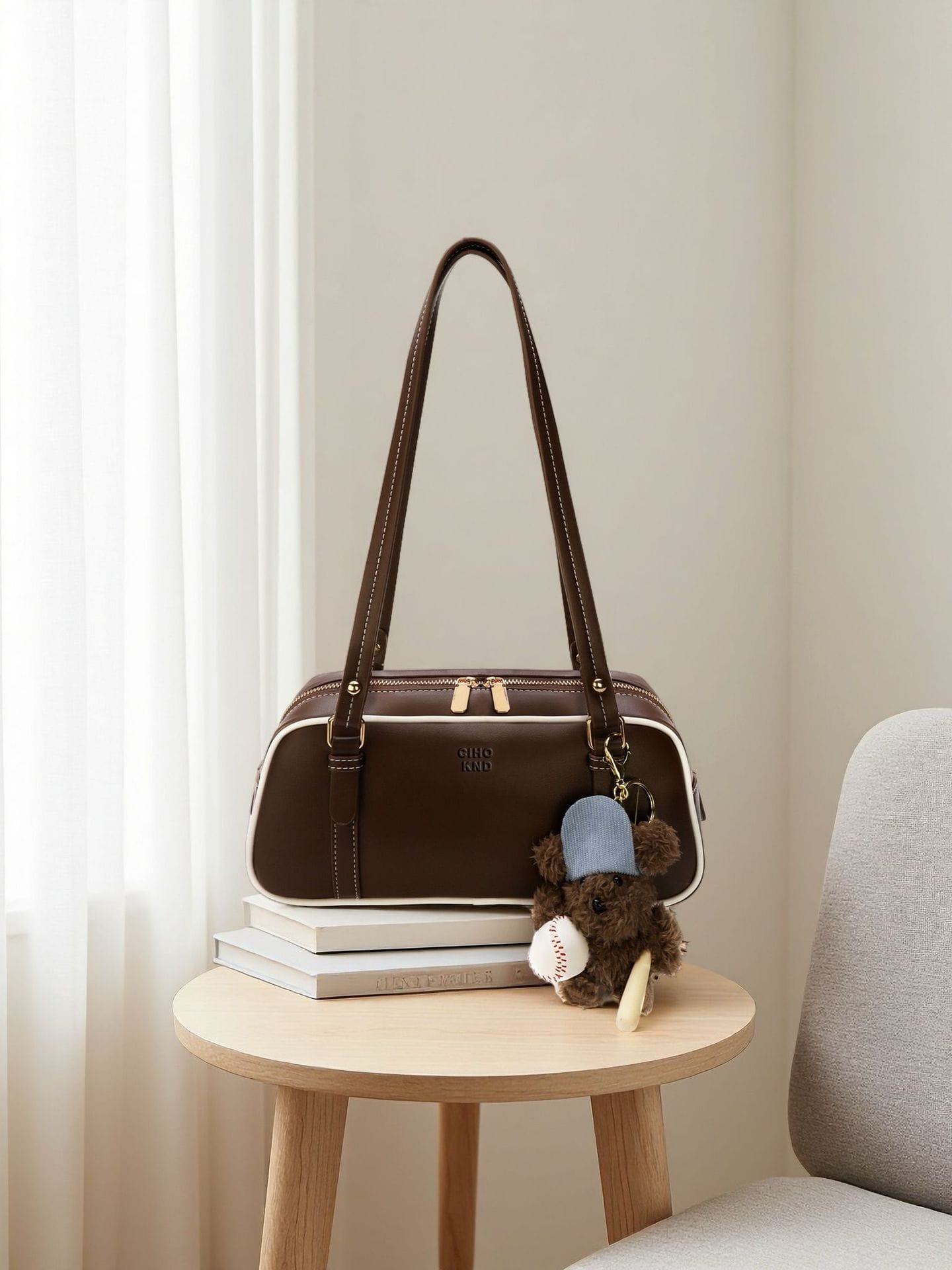 Almond Cream Pillow Bag