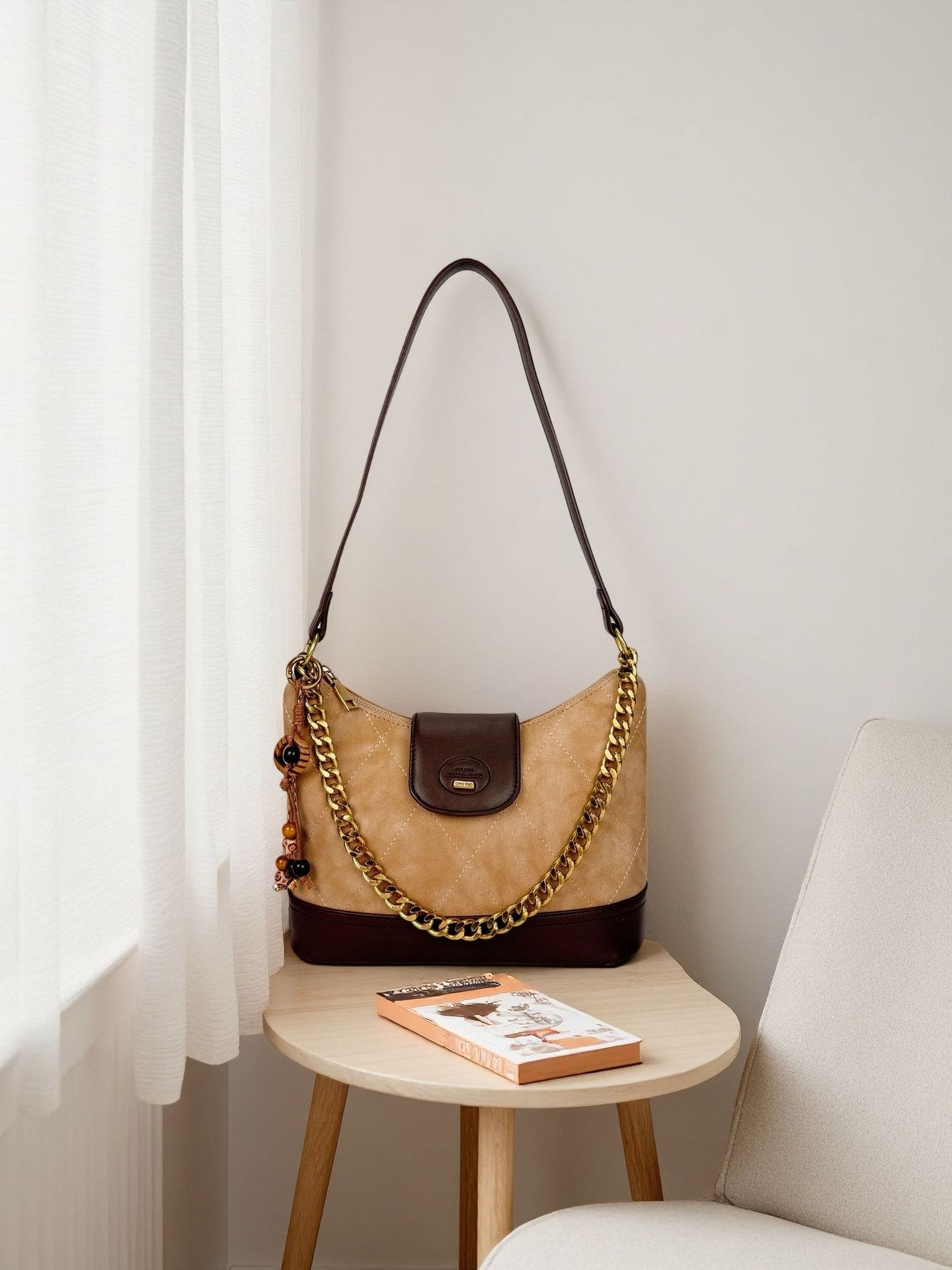 Luxury quilted design chain bag